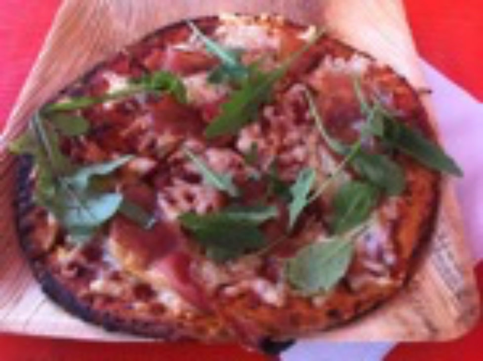 Leckere Low-Carb Pizza Leckere Low-Carb Pizza